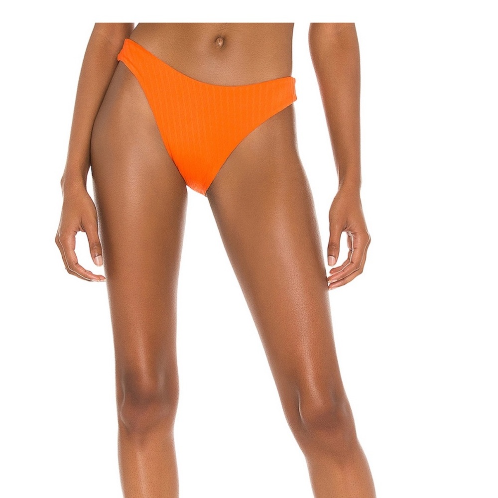 Byron Bikini Bottom